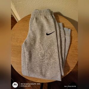 Nike Sweatpants grey boys size 7